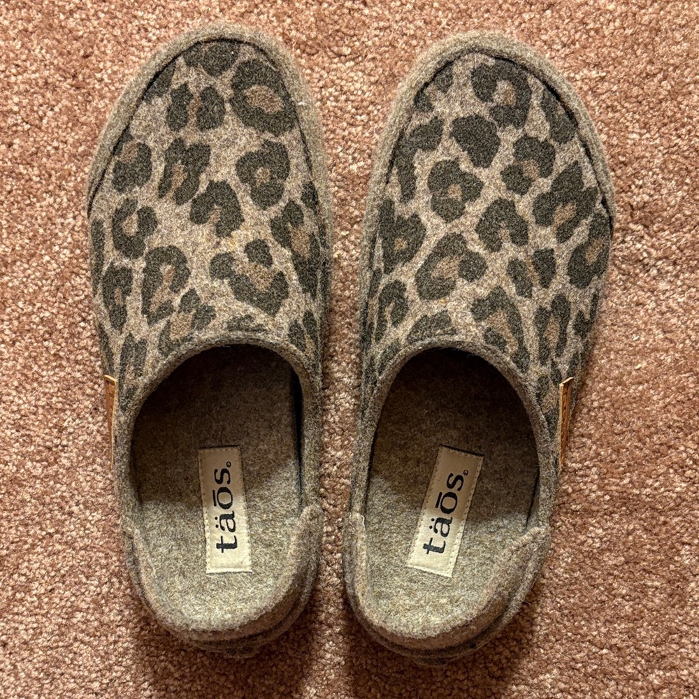 Taos Leopard Print Slip-On Shoes